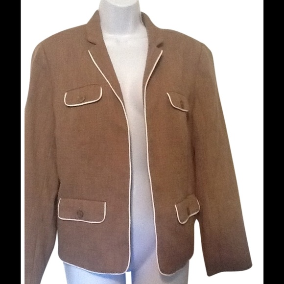 Cold Water Creek Beige/ White piping Jacket