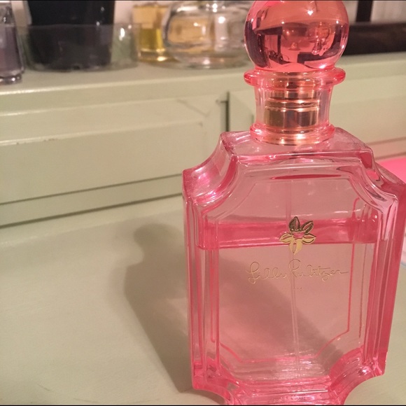 Lilly Pulitzer Other - Lilly Pulitzer Wink