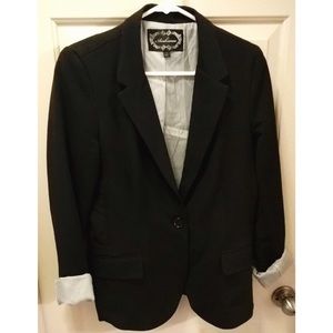 Gorgeous Black Blazer