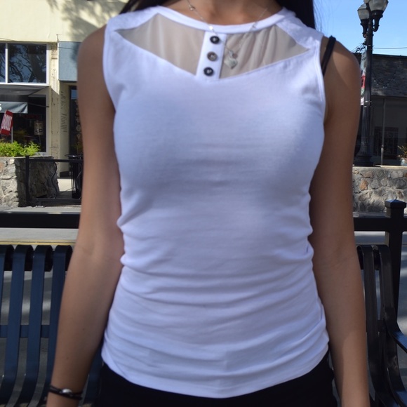 button down tank - Picture 2 of 3