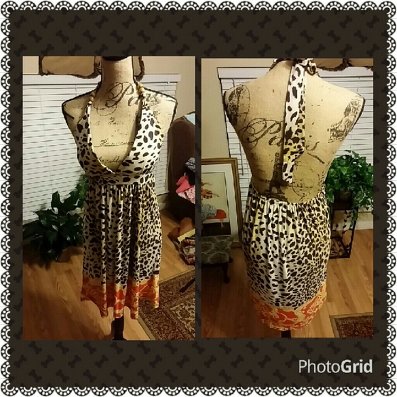 Halter dress - Picture 1 of 2