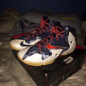 Lebron 11 Independence Day