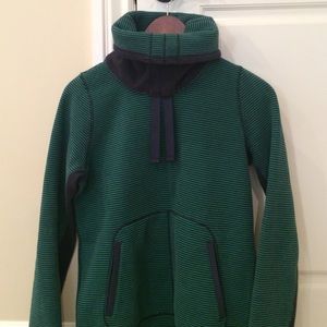 Lulu lemon sweatshirt