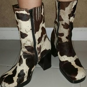 Cow Print Fur Ankle Steve Madden Boots Size 9