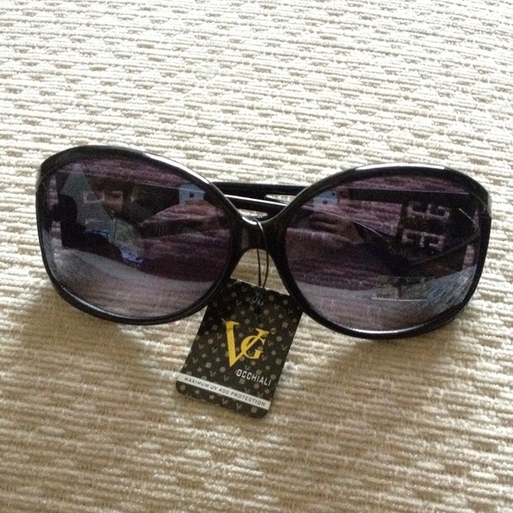 Accessories - Sunglasses