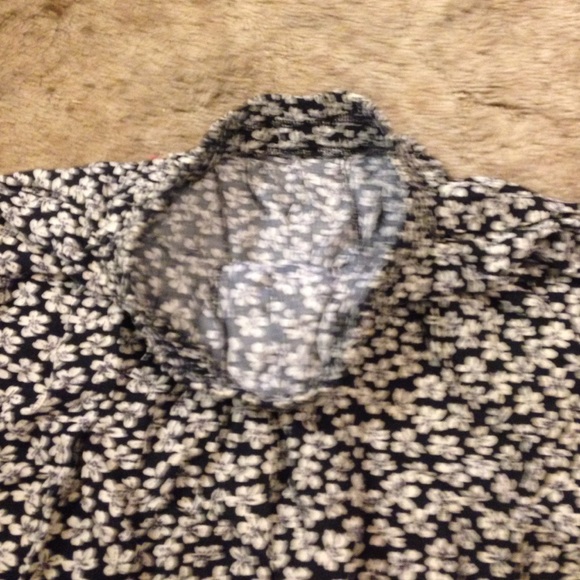 Skirt - Picture 2 of 2