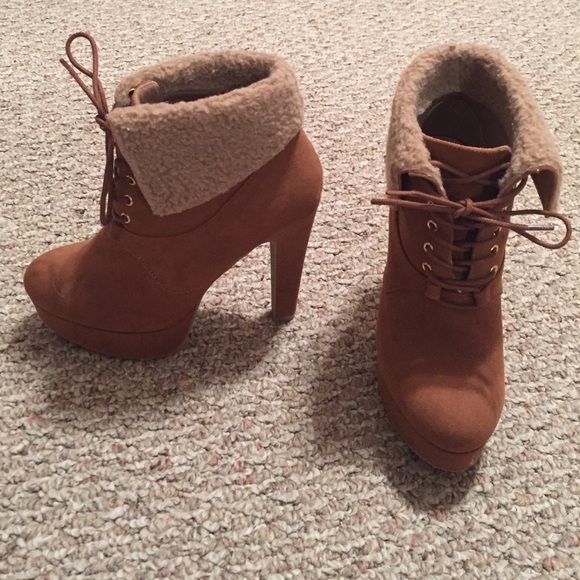 Rue 21 heels - Picture 2 of 2