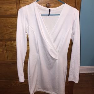 white bodycon long sleeve dress from lulu's