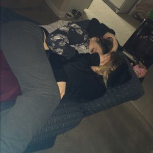 Meet your Posher, Holly