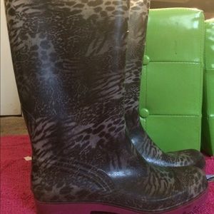 Rain boots!🌂🌂👢