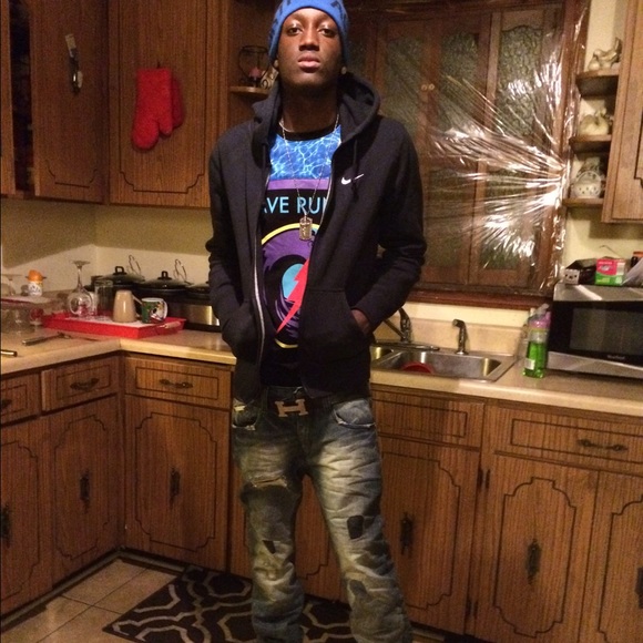 Meet your Posher, Louis