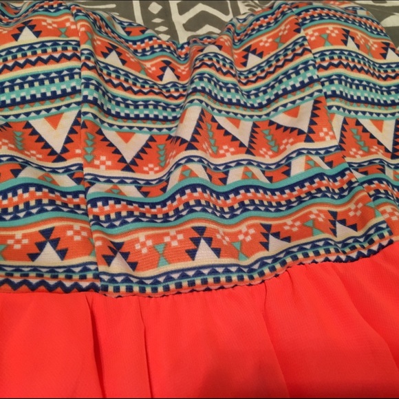 Colorful dress - Picture 4 of 6