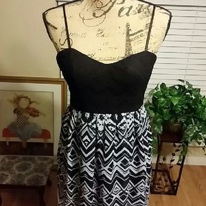 Spaghetti strapped mini..black top