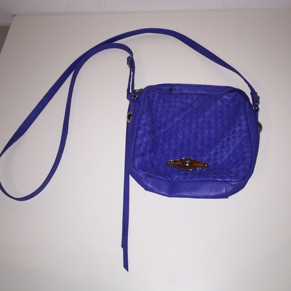 Elliott Lucca Crossbody blue