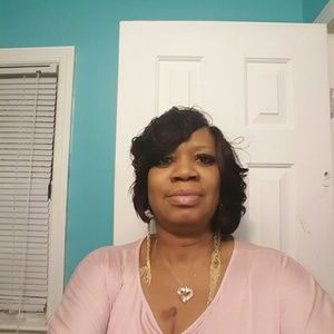 Meet your Posher, Vickie