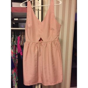 EUC Peach polka dot dress with cut out size M