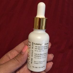 Price DROP 🎉🎊 Farsaili Rose Gold Beauty Oil