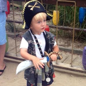 Meet your Posher, Robin