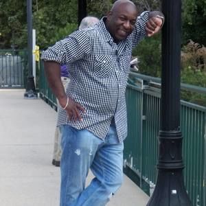 Meet your Posher, Ferron