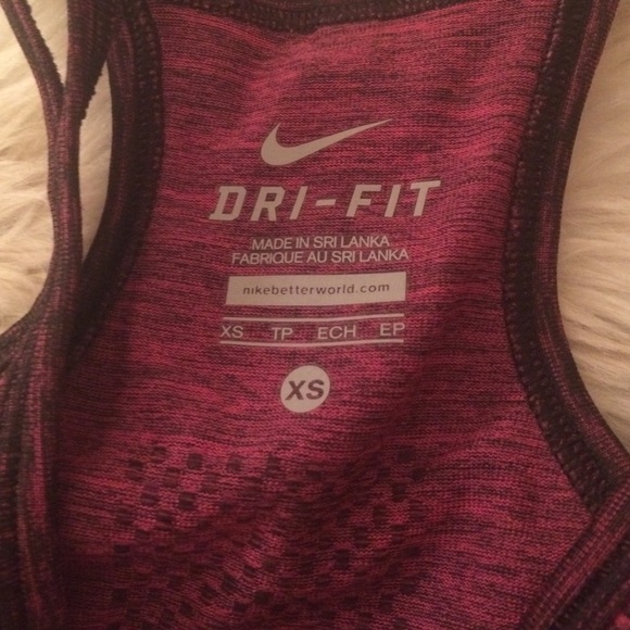 Nike workout tank - Picture 2 of 3