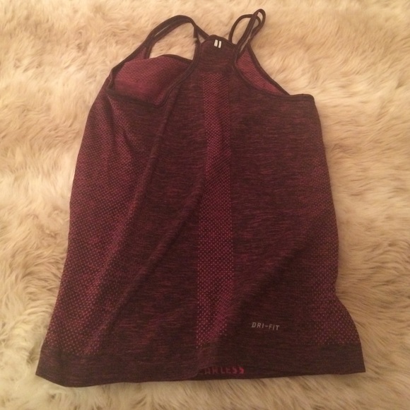Nike workout tank - Picture 3 of 3