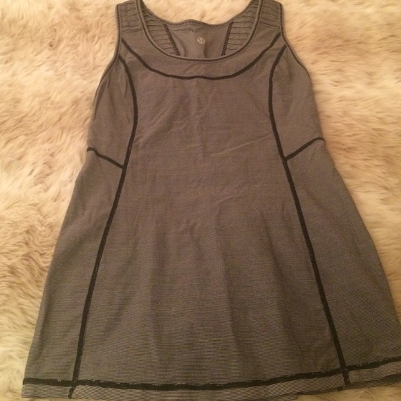 Lululemon striped trimmed black workout tank