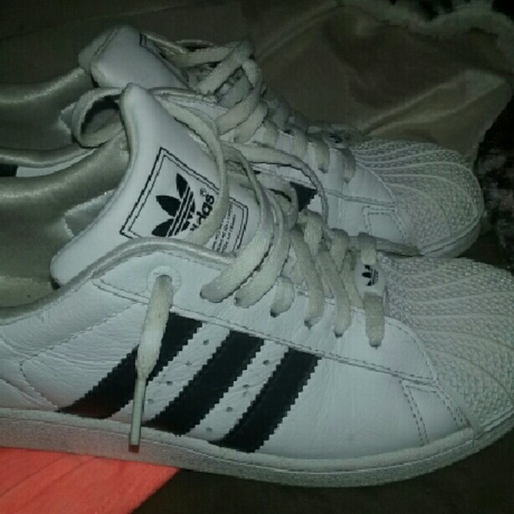 Shelltoe adidas