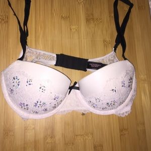 VS Dream Angels Embellished Balconet Push Up