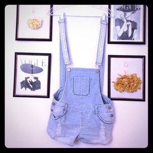 Cute short overalls