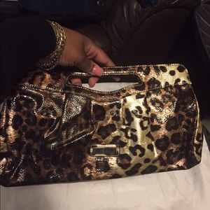 Cute Leopard Clutch