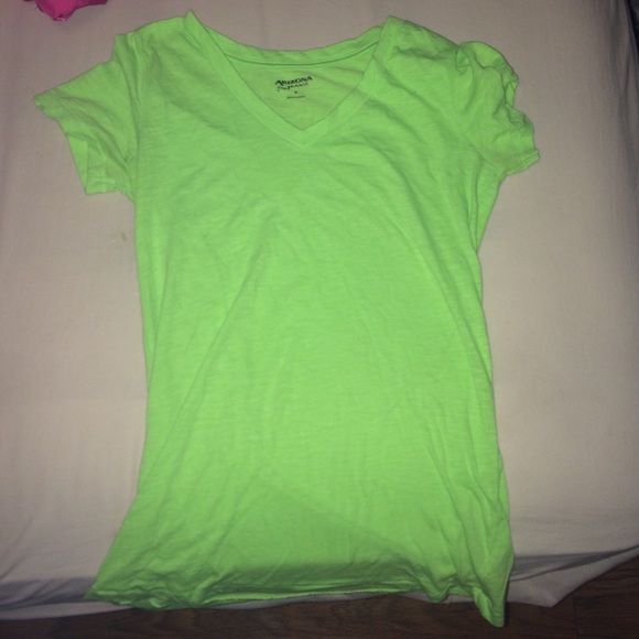 t-shirt - Picture 1 of 1