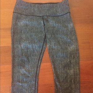 Lululemon crops, luxtreme material