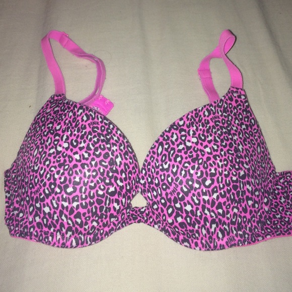 vs pink bra