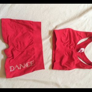 Two piece stretchy dance outfit