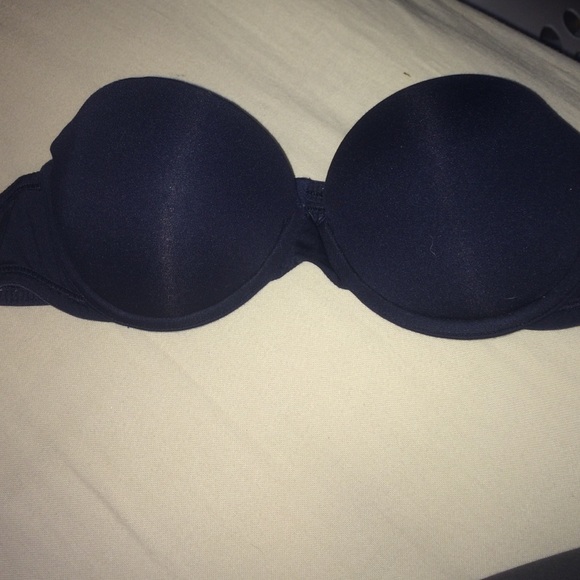 navy strapless bra