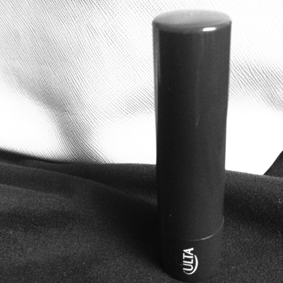 NWOT Ulta Weightless Lipstick