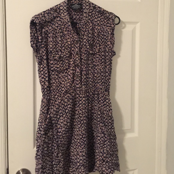Fun blue flowered dress