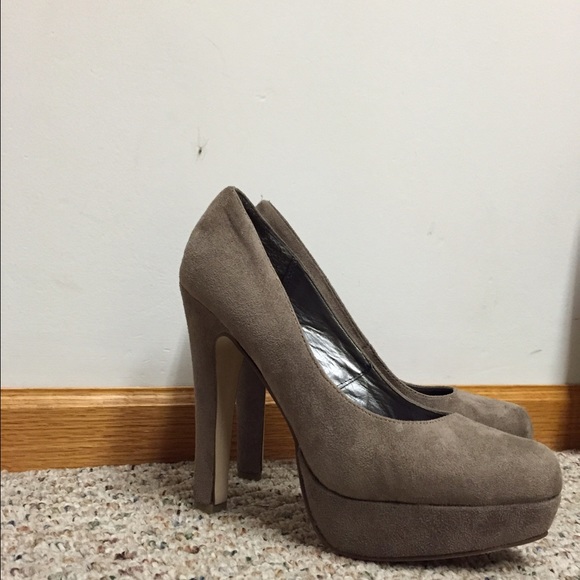 Versatile heels