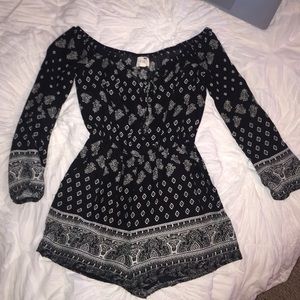 La Hearts off the shoulder romper