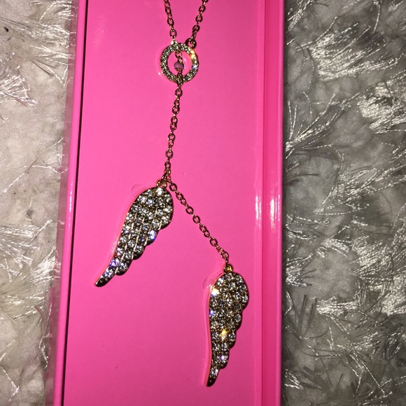 BEAUTIFUL ANGEL WINGS