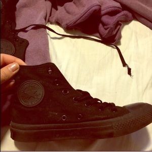 Black converse high tops
