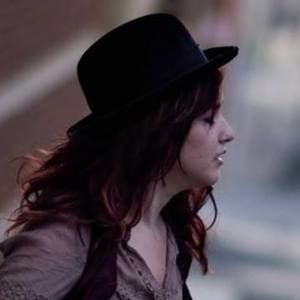 Meet your Posher, Macy