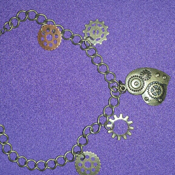 🍀Steampunk Heart and findings Bracelet