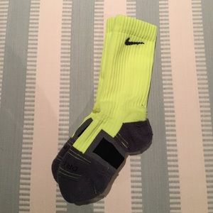 Nike Dri-Fit Channel Cushioning Socks