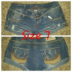 Almost famous shorts