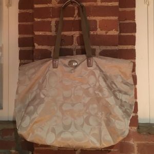 Coach Getaway Bag (big bag only, no cosmetic bag)