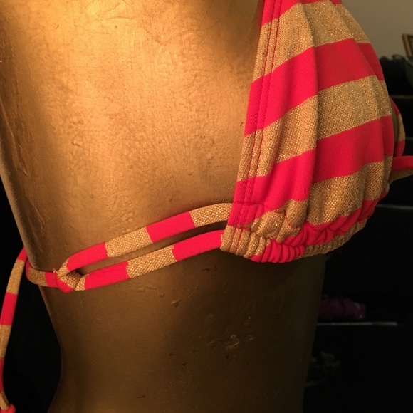 SOLD- Guess Glittery Gold Bikini- NWOT🌴 - Picture 3 of 3