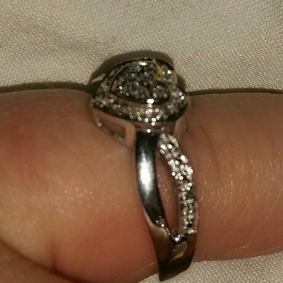 Very nice ring - Picture 2 of 2