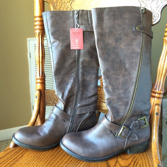 BRAND NEW Brown Mossimo Boots