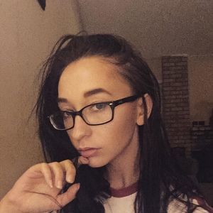 Meet your Posher, Chanel